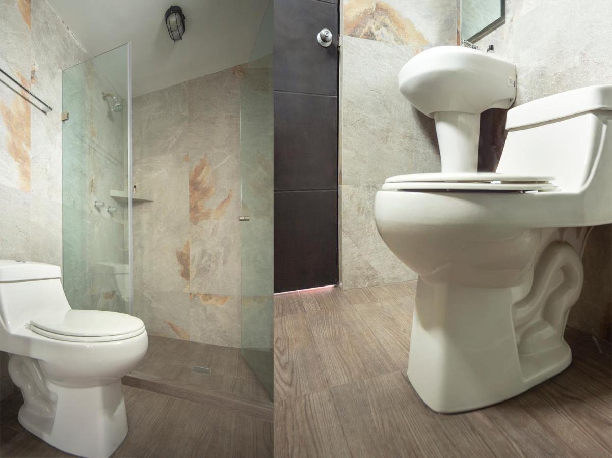 Adhoc Express Hotel Monterrey Bagian luar foto