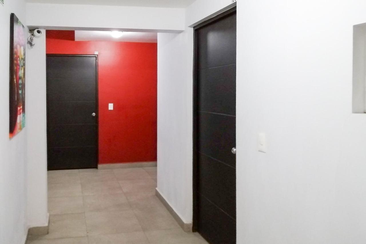 Adhoc Express Hotel Monterrey Bagian luar foto